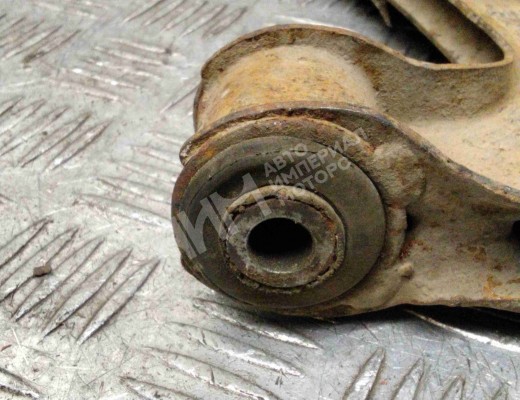 Рычаг передний левый Volkswagen Caddy II (9K) 1995-2004  Volkswagen Caddy Caddy II (9K) 1995-2004