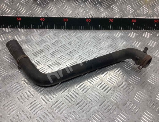Патрубок радиатора Volkswagen Golf III (1H) 1991-1997  Volkswagen Golf Golf III (1H) 1991-1997