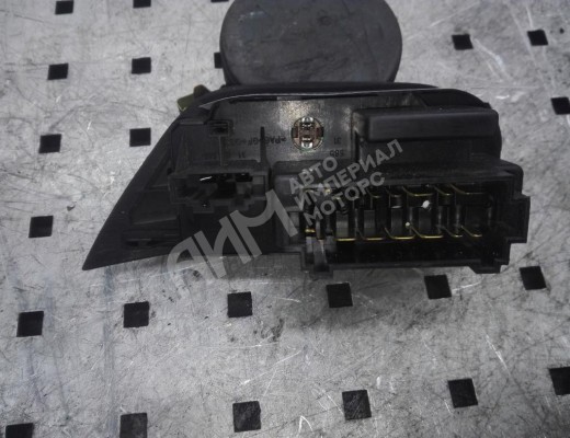 Переключатель света Volkswagen Caddy II (9K) 1995-2003  Volkswagen Caddy Caddy II (9K) 1995-2003