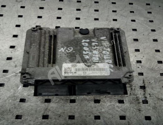 Блок управления двигателем Volkswagen Touareg I (7L) 2002-2006  Volkswagen Touareg Touareg I (7L) 2002-2006