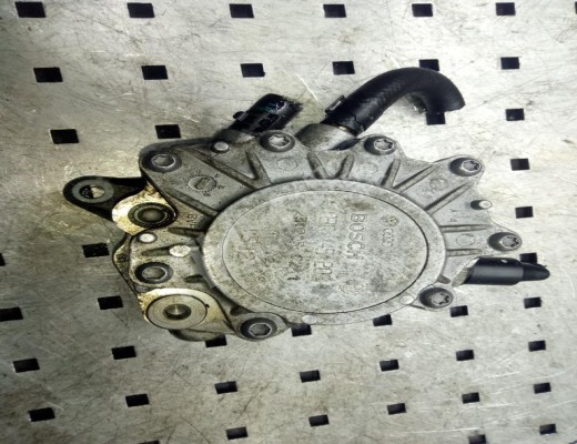 Насос вакуумный Volkswagen Passat B6 (3C) 2005-2010  Volkswagen Passat Passat B6 (3C) 2005-2010