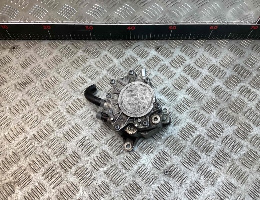 Насос вакуумный Volkswagen Passat B6 (3C) 2005-2010  Volkswagen Passat Passat B6 (3C) 2005-2010