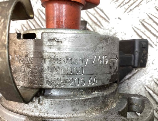 Распределитель зажигания (трамблёр) Volkswagen Golf III (1H) 1991-1997  Volkswagen Golf Golf III (1H) 1991-1997
