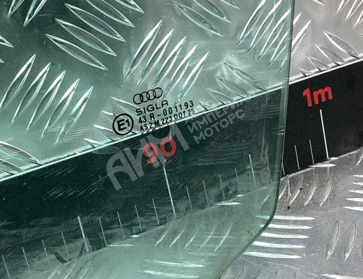 Стекло двери передней левой Audi A4 B5 (8D) 1994-1999  Audi A4 A4 B5 (8D) 1994-1999