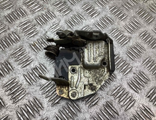Замок двери передней правой Mercedes 190 (W201) 1982-1993  Mercedes 190 190 (W201) 1982-1993