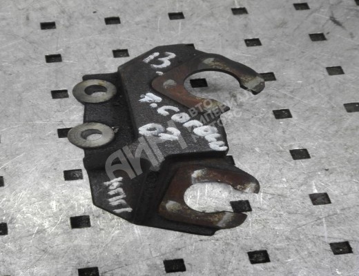 Кронштейн Toyota Corolla (E120) 2001-2007  Toyota Corolla Corolla (E120) 2001-2007