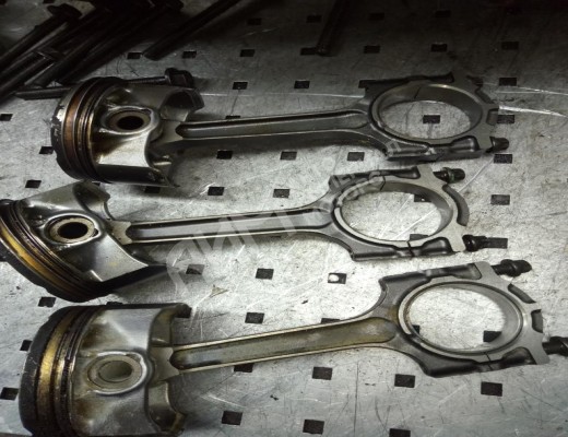 Поршень Ford Focus III 2011-2014  Ford Focus Focus III 2011-2014
