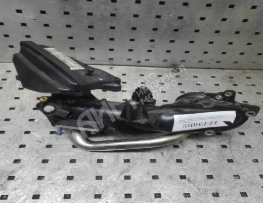 Патрубок впускного коллектора Mercedes E (W211) 2002-2006  Mercedes E E (W211) 2002-2006