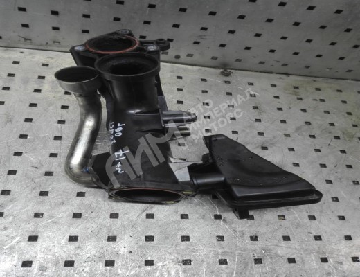 Патрубок впускного коллектора Mercedes E (W211) 2002-2006  Mercedes E E (W211) 2002-2006