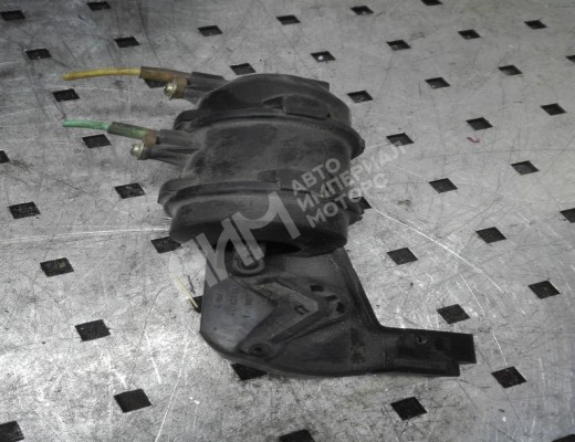 Клапан воздушный Audi 100 C3 1982-1991  Audi 100 100 C3 1982-1991