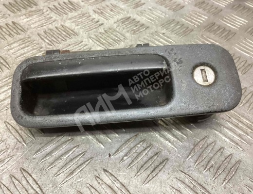 Ручка крышки багажника Volkswagen Sharan I (7M) 1995-2000  Volkswagen Sharan Sharan I (7M) 1995-2000