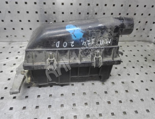 Корпус воздушного фильтра Mercedes E (W124) 1985-1996  Mercedes E E (W124) 1985-1996