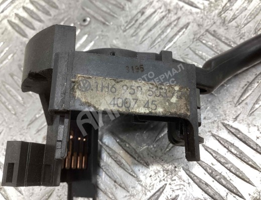 Переключатель дворников Volkswagen Golf III (1H) 1991-1997  Volkswagen Golf Golf III (1H) 1991-1997