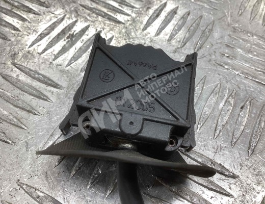 Переключатель дворников BMW 3-Series (E36) 1990-2000  BMW 3-Series 3-Series (E36) 1990-2000