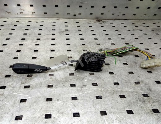 Переключатель поворотов BMW 5-Series (E34) 1988-1996  BMW 5-Series 5-Series (E34) 1988-1996