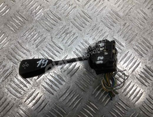 Переключатель поворотов BMW 5-Series (E34) 1988-1996  BMW 5-Series 5-Series (E34) 1988-1996