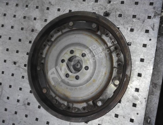 Маховик Volkswagen Golf IV (1J) 1997-2004  Volkswagen Golf Golf IV (1J) 1997-2004