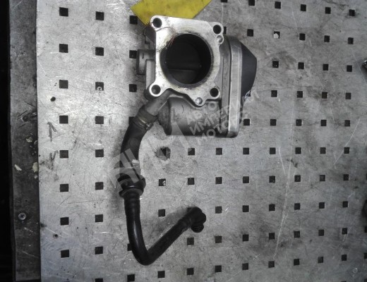 Заслонка дроссельная Volkswagen Golf IV (1J) 1997-2004  Volkswagen Golf Golf IV (1J) 1997-2004