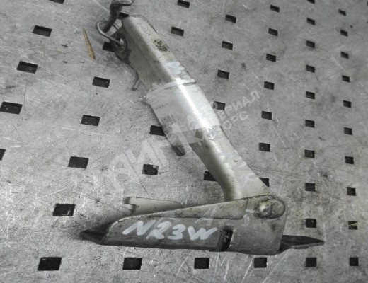 Петля капота правая Mitsubishi Space Runner I 1991-1999  Mitsubishi Space Runner Space Runner I 1991-1999