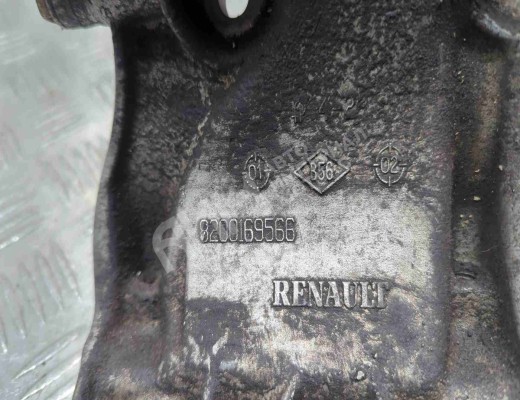 Кронштейн генератора Renault Megane II 2002-2006  Renault Megane Megane II 2002-2006