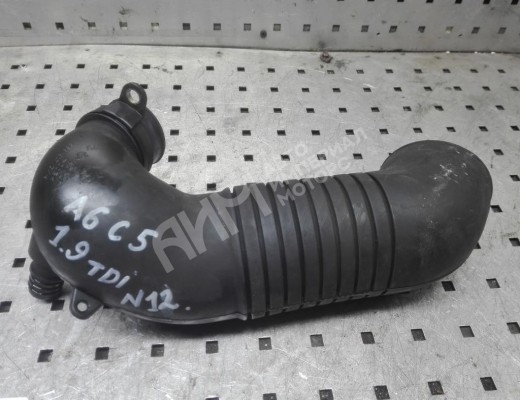 Патрубок турбины Audi A6 C5 (4B) 2001-2004 рестайлинг  Audi A6 A6 C5 (4B) 2001-2004 рестайлинг