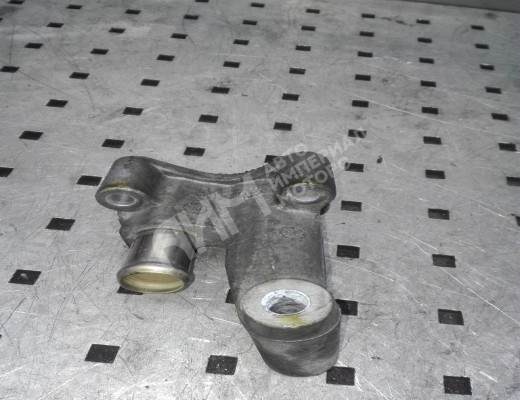 Фланец (тройник) системы охлаждения Opel Frontera B 1998-2004  Opel Frontera Frontera B 1998-2004