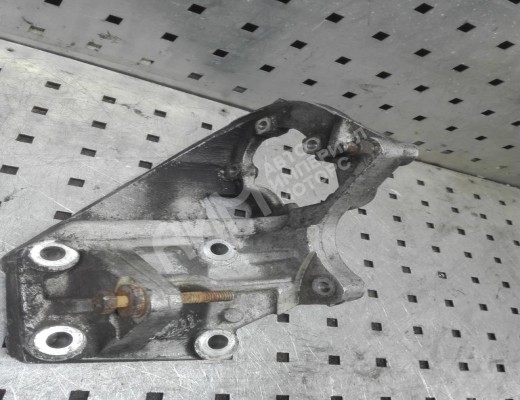 Кронштейн гидроусилителя Ford Fiesta IV 1996-2001  Ford Fiesta Fiesta IV 1996-2001