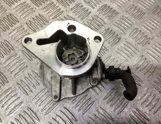 Насос вакуумный Renault Megane I 1995-2002  Renault Megane Megane I 1995-2002