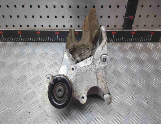 Кронштейн генератора Hyundai Sonata V (NF) 2005-2010  Hyundai Sonata Sonata V (NF) 2005-2010