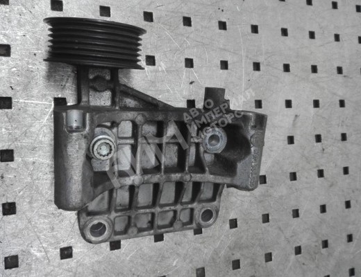 Кронштейн генератора Audi A6 C6 (4F) 2004-2008  Audi A6 A6 C6 (4F) 2004-2008