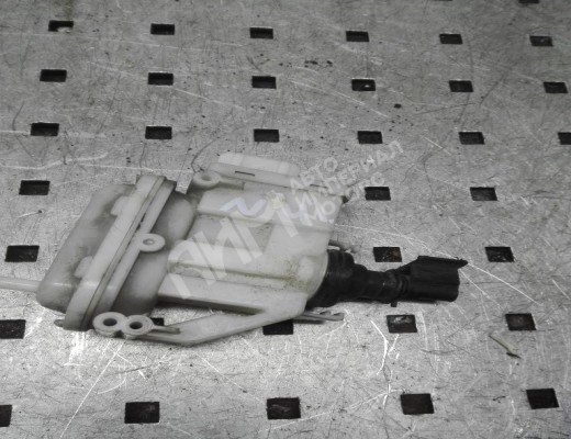 Активатор (привод) замка двери Volkswagen Passat B3 1988-1993  Volkswagen Passat Passat B3 1988-1993