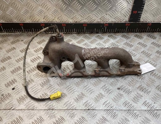 Коллектор выпускной Renault Laguna II (X74) 2001-2005  Renault Laguna Laguna II (X74) 2001-2005