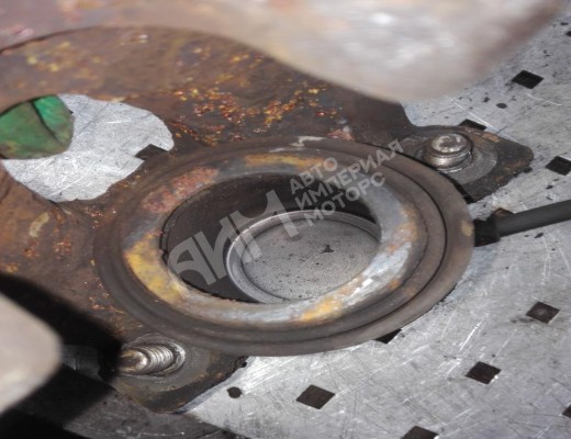 Суппорт передний левый Volkswagen Golf V (1K) 2004-2009  Volkswagen Golf Golf V (1K) 2004-2009