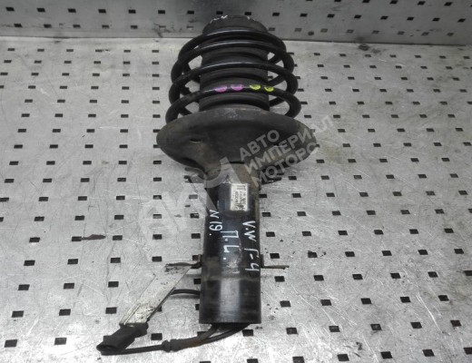 Стойка передняя левая Volkswagen Golf IV (1J) 1997-2004  Volkswagen Golf Golf IV (1J) 1997-2004