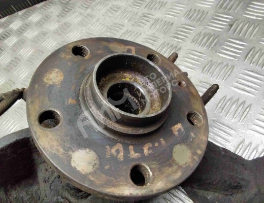 Ступица передняя левая Skoda Octavia A5 (1Z) 2004-2008  Skoda Octavia Octavia A5 (1Z) 2004-2008