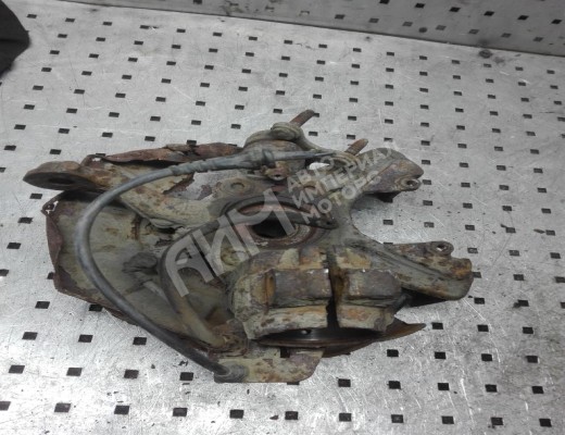 Ступица передняя правая Volkswagen Golf V (1K) 2004-2009  Volkswagen Golf Golf V (1K) 2004-2009