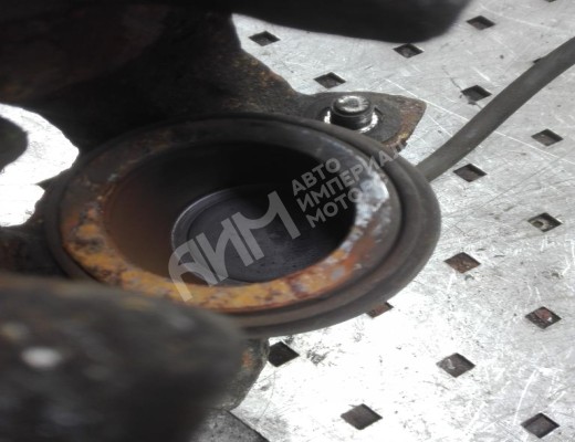 Суппорт передний левый Volkswagen Golf V (1K) 2004-2009  Volkswagen Golf Golf V (1K) 2004-2009
