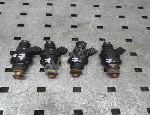 Форсунка Audi A4 B5 (8D) 1994-1999  Audi A4 A4 B5 (8D) 1994-1999