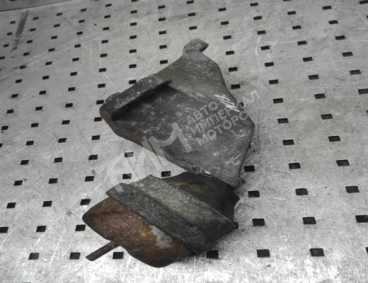 Кронштейн двигателя Audi A4 B5 (8D) 1994-1999  Audi A4 A4 B5 (8D) 1994-1999