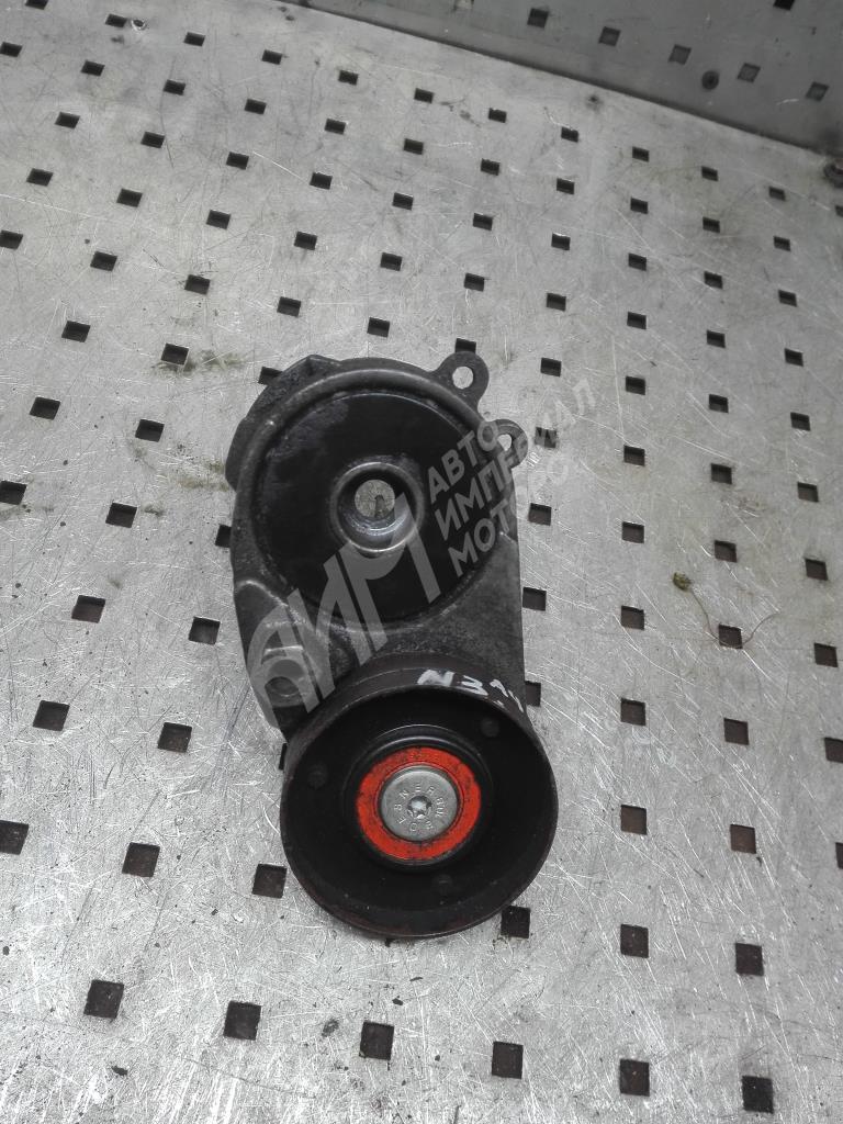 Натяжитель ремня генератора  Audi A4