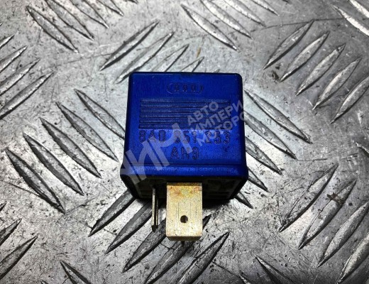 Реле накала свечей Audi A4 B7 (8EC, 8ED) 2004-2008  Audi A4 A4 B7 (8EC, 8ED) 2004-2008