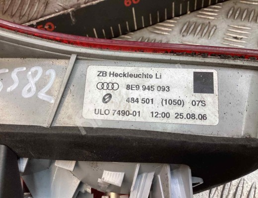 Фонарь крышки багажника левый Audi A4 B7 (8EC, 8ED) 2004-2008  Audi A4 A4 B7 (8EC, 8ED) 2004-2008