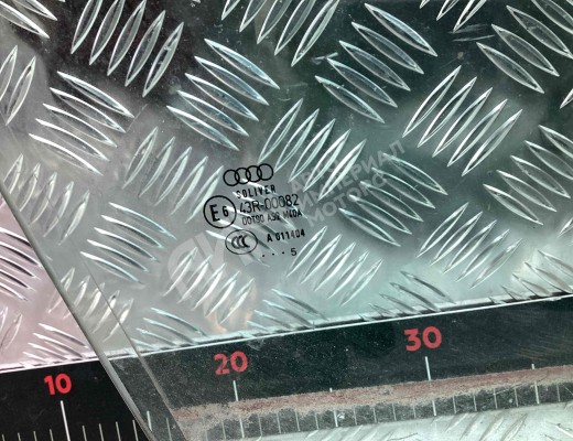 Стекло двери передней правой Audi A4 B5 (8D) 1999-2001 рестайлинг  Audi A4 A4 B5 (8D) 1999-2001 рестайлинг
