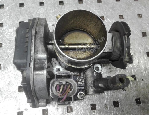 Заслонка дроссельная Volkswagen Golf IV (1J) 1997-2004  Volkswagen Golf Golf IV (1J) 1997-2004