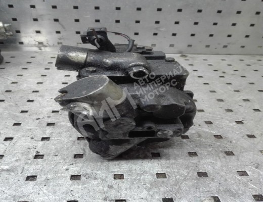 Компрессор кондиционера Volkswagen Polo IV (9N) 2001-2005  Volkswagen Polo Polo IV (9N) 2001-2005