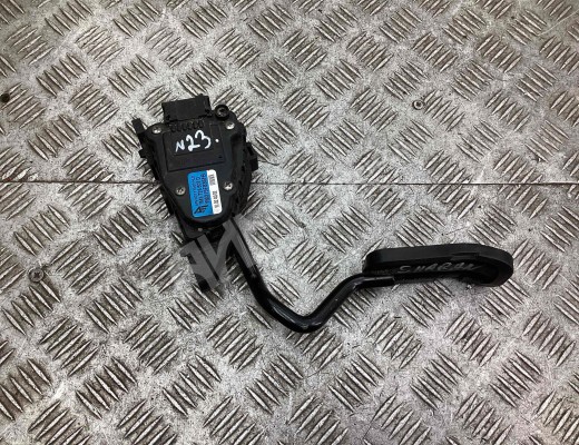 Педаль газа Volkswagen Sharan I (7M) 2000-2003 рестайлинг  Volkswagen Sharan Sharan I (7M) 2000-2003 рестайлинг