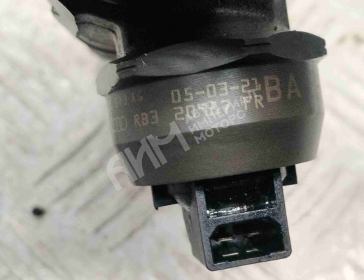Форсунка Volkswagen Golf V (1K) 2004-2009  Volkswagen Golf Golf V (1K) 2004-2009