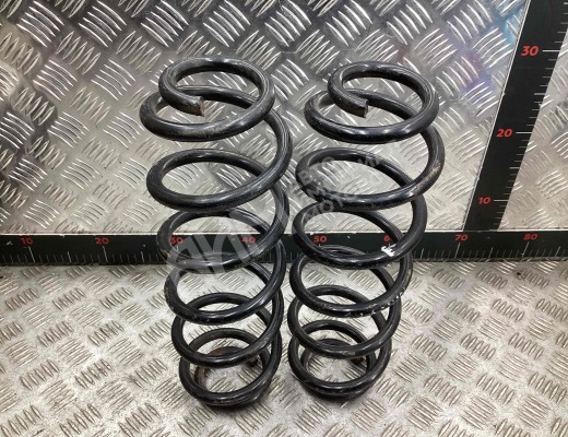 Пружина задняя Volkswagen Golf V (1K) 2004-2009  Volkswagen Golf Golf V (1K) 2004-2009