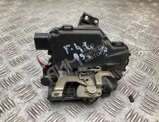 Замок двери передней левой Volkswagen Golf IV (1J) 1997-2004  Volkswagen Golf Golf IV (1J) 1997-2004