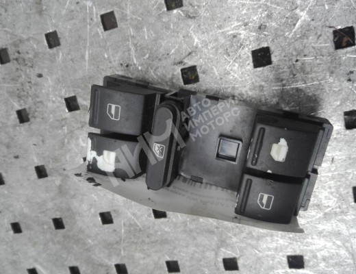 Блок управления стеклоподъемниками Volkswagen Passat B6 (3C) 2005-2010  Volkswagen Passat Passat B6 (3C) 2005-2010